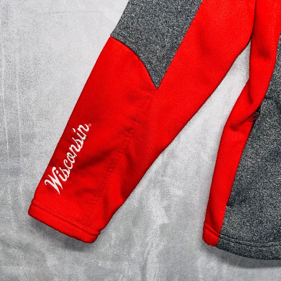 Gear for Sports Wisconsin Badgers Full Zip Fleece Jacket Adult Large Gray Red - Picture 3 of 13